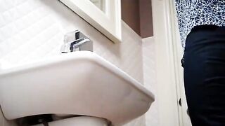 Toilet 3