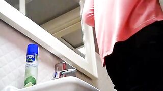 Toilet 3