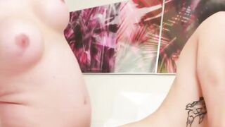 Pornstar Casey Kisses doggystyled hard by redhead shemale