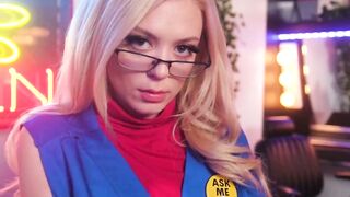 Horny Mike Mancini fingers pussy and play the bouncy tits of blonde Barbie Beach