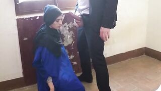 Hijab wearing beauty fucks a huge dick for extra cash
