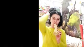 Beauty Dance and Play with Sex Toy - VikkiSexy