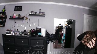 Stepson jizzes on stepmoms face from a panty oral sex -