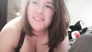 Dressed BBW Cumming