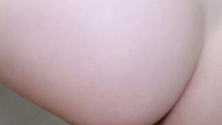 Arietta Adams and Valentina Jewels suck stepbrother dick