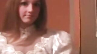 Stunning bride determines sexuality after pussy hammering