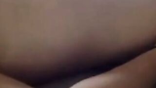 Big-Titted Amateur Girl Masturbates on Webcam