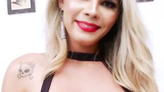 Kinky tattooed transsexual Keisy Lozan jerks off solo