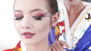 Asian teen Christy Love eating lesbian pussy in kimono 69
