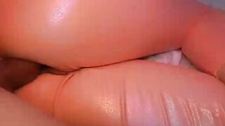 BIG ASS in PINK LEGGINGS Receive a CUM on PUSSY vol2