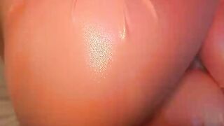 BIG ASS in PINK LEGGINGS Receive a CUM on PUSSY vol2