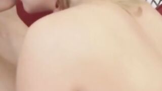 Stepmom fingers blonde babe Melissa May after pussy licking
