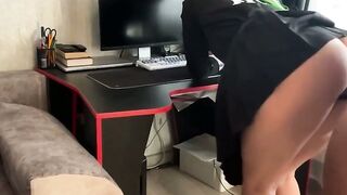 Demon Slayer Cosplay - Mitsuri Kanroji. Mitsuri sucks and jumps on a dildo