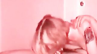 90-jährige Deutsche beim Blasen erwischt