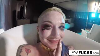 Leya Falcon uses the bath tub shower bj on her butt