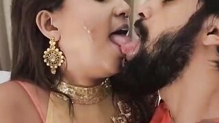 Mature Mummy Ne Aapne Real Bete Ke Sath Hardcore Chudai Karwai