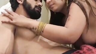 Mature Mummy Ne Aapne Real Bete Ke Sath Hardcore Chudai Karwai