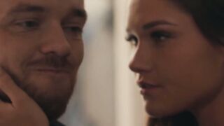Zoe Bloom goes from kissing to fucking in just few minutes