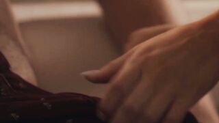 Zoe Bloom goes from kissing to fucking in just few minutes