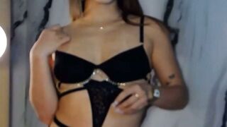 Cute Cam Girl Gets Her Pussy Drilled