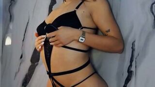 Cute Cam Girl Gets Her Pussy Drilled