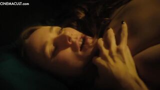 Naked Celebrities - Celebrity Lesbo Kisses