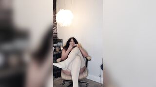 JOI to my Size 10 Older Foot with Stocking Play