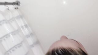Sneaking inside the Shower for some Fun (Blowjob& Pounded) with