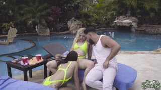 Stud Enjoying the stepsiblings tight teenagers pussies