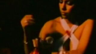 Retro all natural babe has passionate sex with her lover