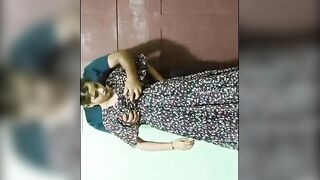 Horny Mallu Girl Shows her Nude Body and Sucking