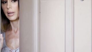 Voluptuous sluts Gianna Gem and McKenzie Lee fuck each other