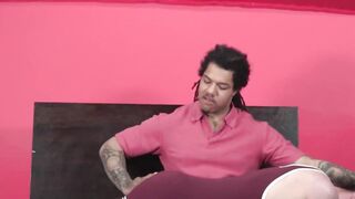 Tattooed Floyd Johnson dominates gay stud Maxx Monroe