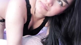Cute Chick Pleasures Her Sexual Desires