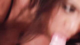 TS star Jessy Dubai fucks fleshlight and sucks cock