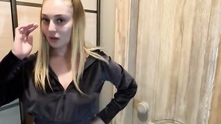 I can pay the delivery guy with sex - Courier Fucked a Beautiful Girl Bitch with Long