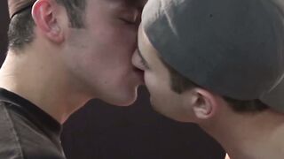 Athletic jock gets a facial and raw fuck from inked hunk