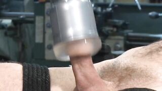 a guy who masturbated moisa robert with an electric saw who has a masturbator connect