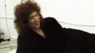 Retro mommy gives passionate blowjob before riding rough
