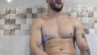 Hot bath prompts a masturbation session