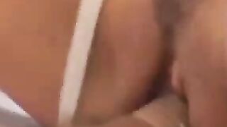 Nina roberts se tape son amant le jour de son mariage