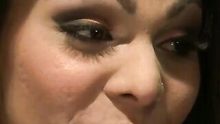 Shemale gets gloryhole blowjob