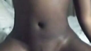 Ebony Cam Girl Shows Off Her Hot Body