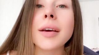 Rubbing My Creamy Pussy Before Breakfast