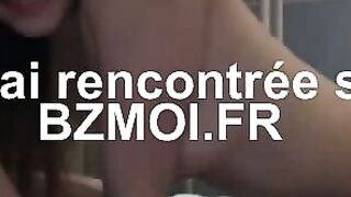 Une francaise baise avec son copain etudiant