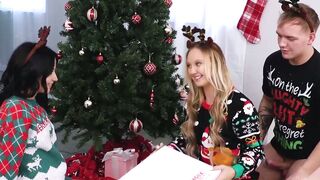 Stepmom Paisley Porter and stepdaughter Vanessa Marie have a forbidden Christmas sex