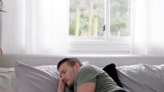 Jock Codey Steele gets his cock worshipped by two adorable babes