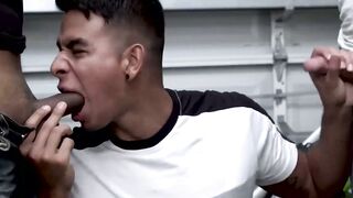 Twink creampied and fucked 3way bareback by jock cousins