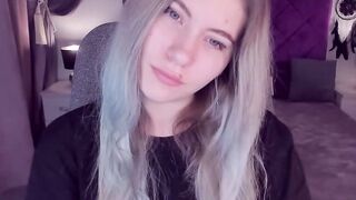 Big tits tattooed blonde amateur teen SimaDark fingers shaved pussy on webcam