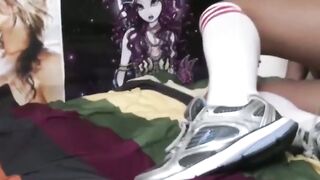 Young university babes use vibrators before pussy licking